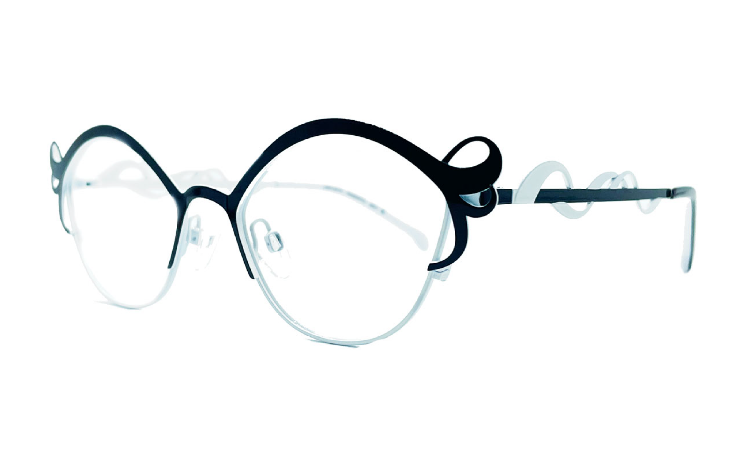 Faniel 'Raphael' metal frame in black and white with non-polarized gray gradient lenses. Made in Quebec.